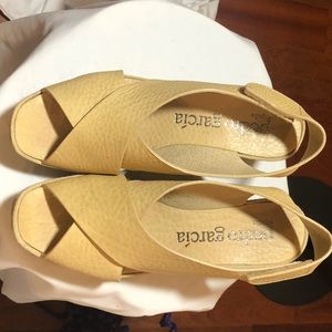 Pedro Garcia Pebbled Leather Wedges, size 38/8